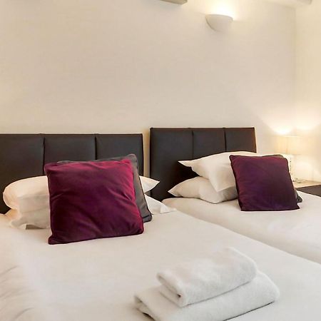 Montpellier Villa Cheltenham Bagian luar foto